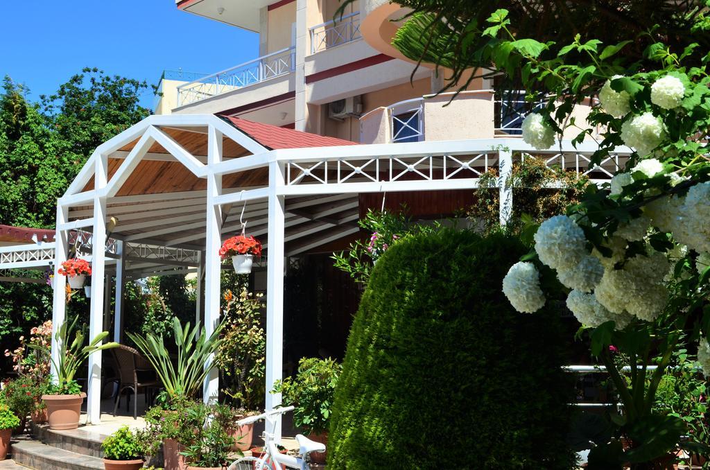 Jb Hotel Σαράντα Εξωτερικό φωτογραφία