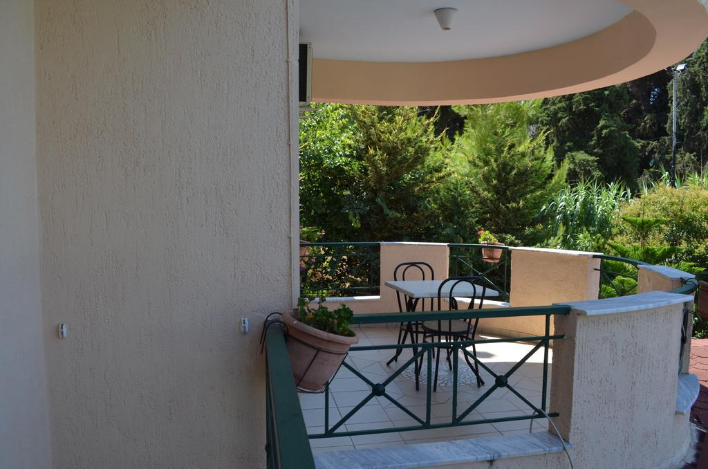 Jb Hotel Σαράντα Εξωτερικό φωτογραφία