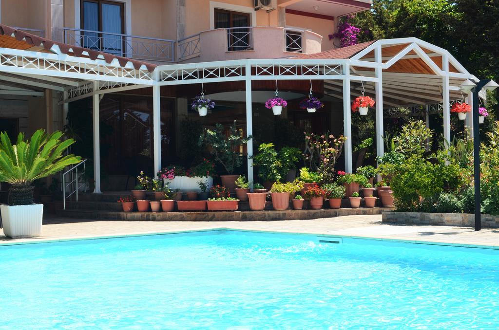 Jb Hotel Σαράντα Εξωτερικό φωτογραφία