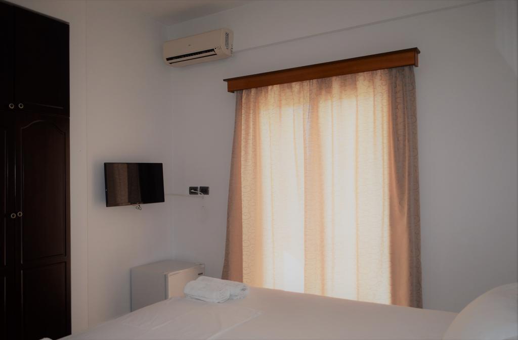 Jb Hotel Σαράντα Εξωτερικό φωτογραφία