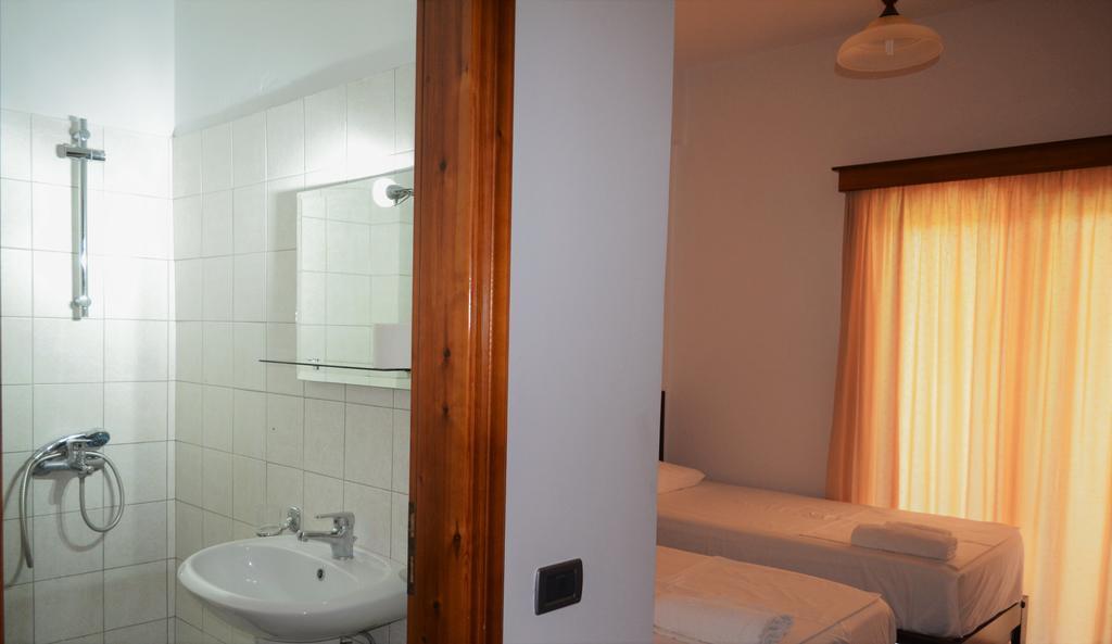 Jb Hotel Σαράντα Εξωτερικό φωτογραφία