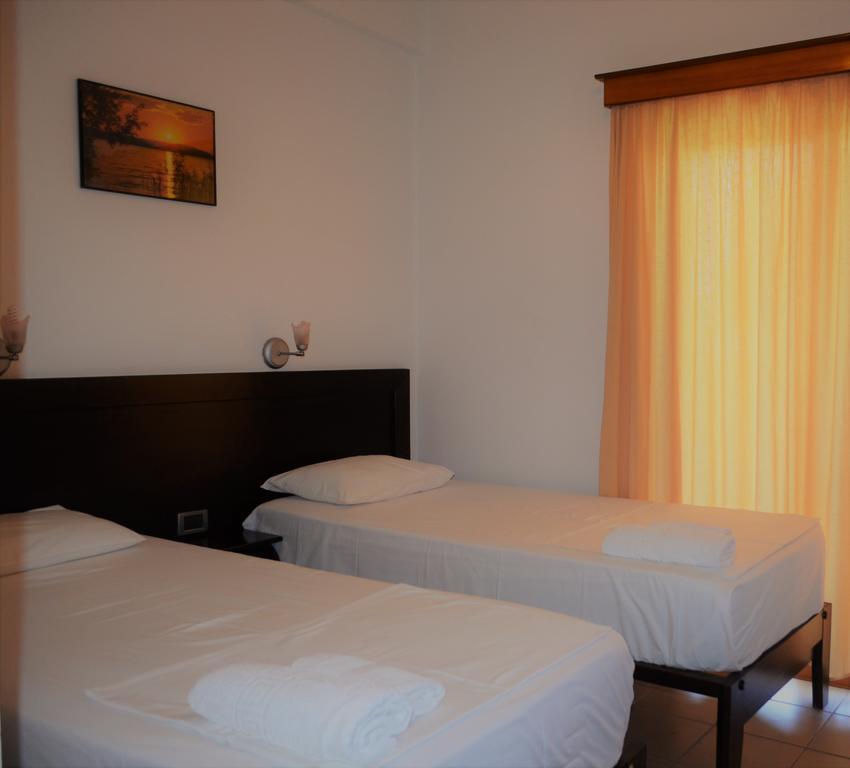 Jb Hotel Σαράντα Εξωτερικό φωτογραφία