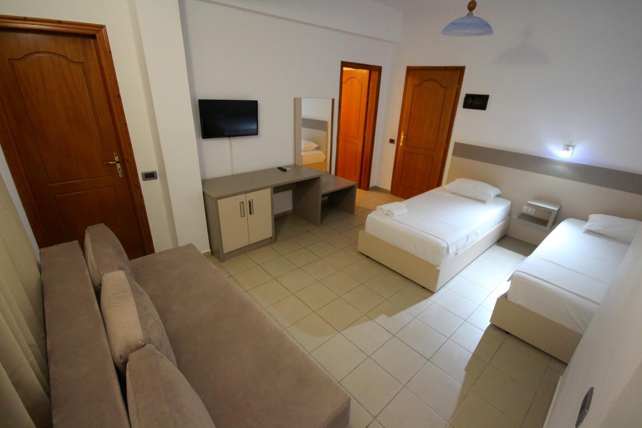 Jb Hotel Σαράντα Εξωτερικό φωτογραφία